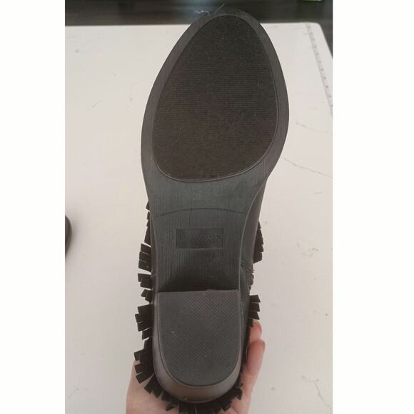 Y2K NWOT Rampage black booties fringe layered leather/ chains Western boho SZ 8 - Picture 7 of 7